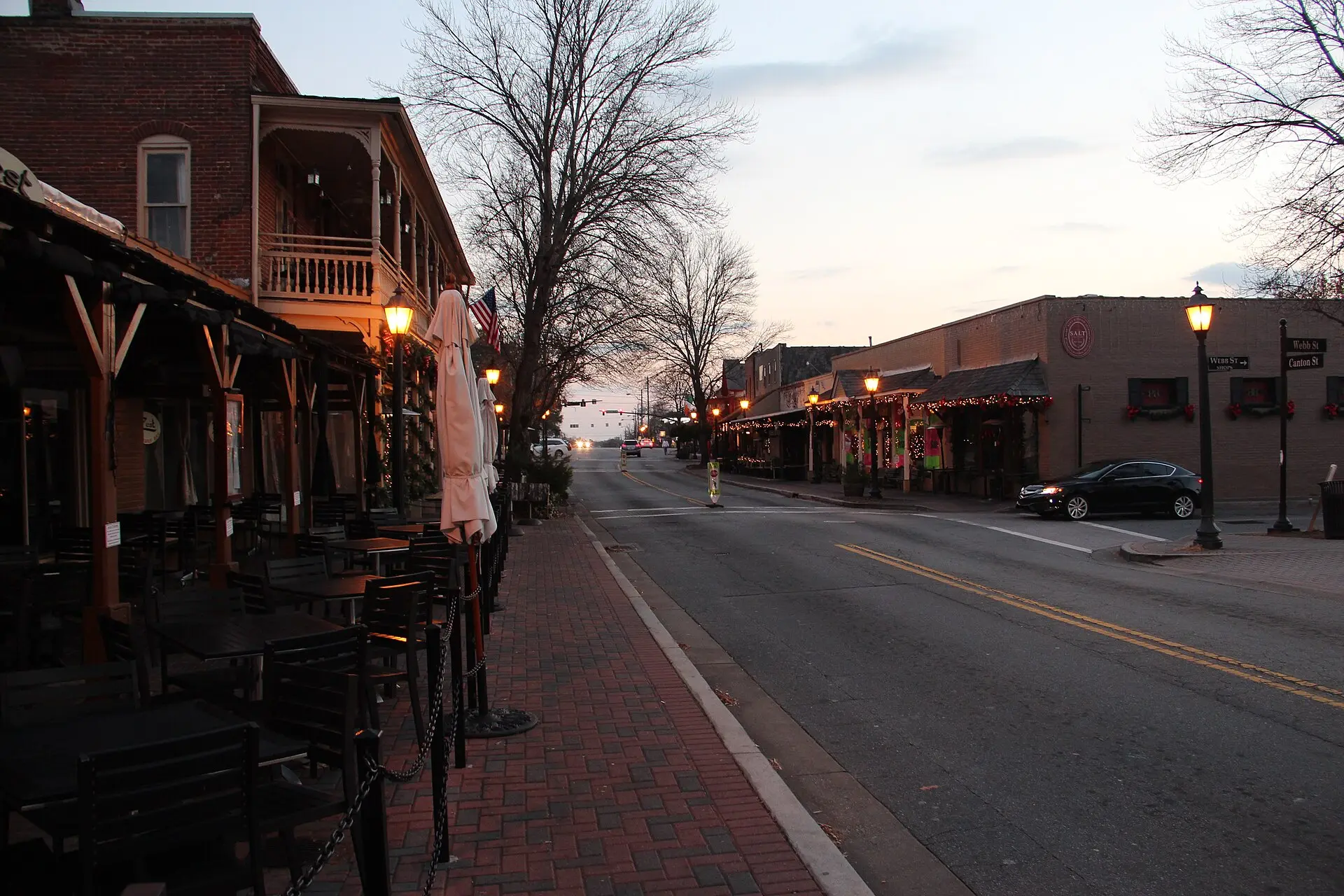 Canton Street in downtown Roswell dressed for the holidays